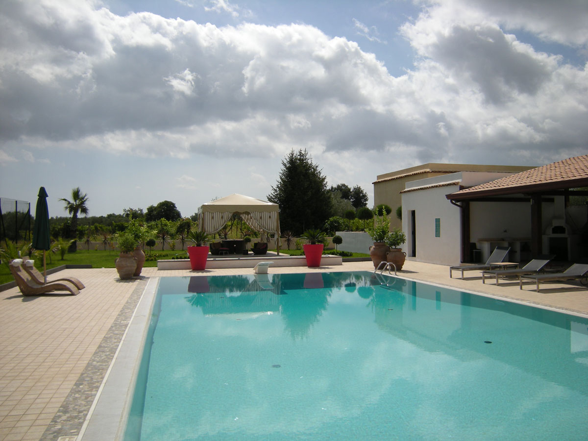 Sicilian Homes - Properties for Sale to Rent in Sicily - Eolian Island - Home Investments